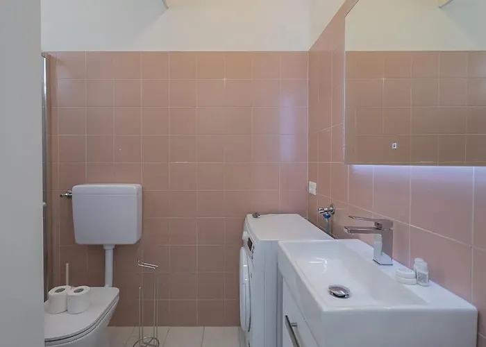 Apartment Youhosty - Accademia 53 Quinto